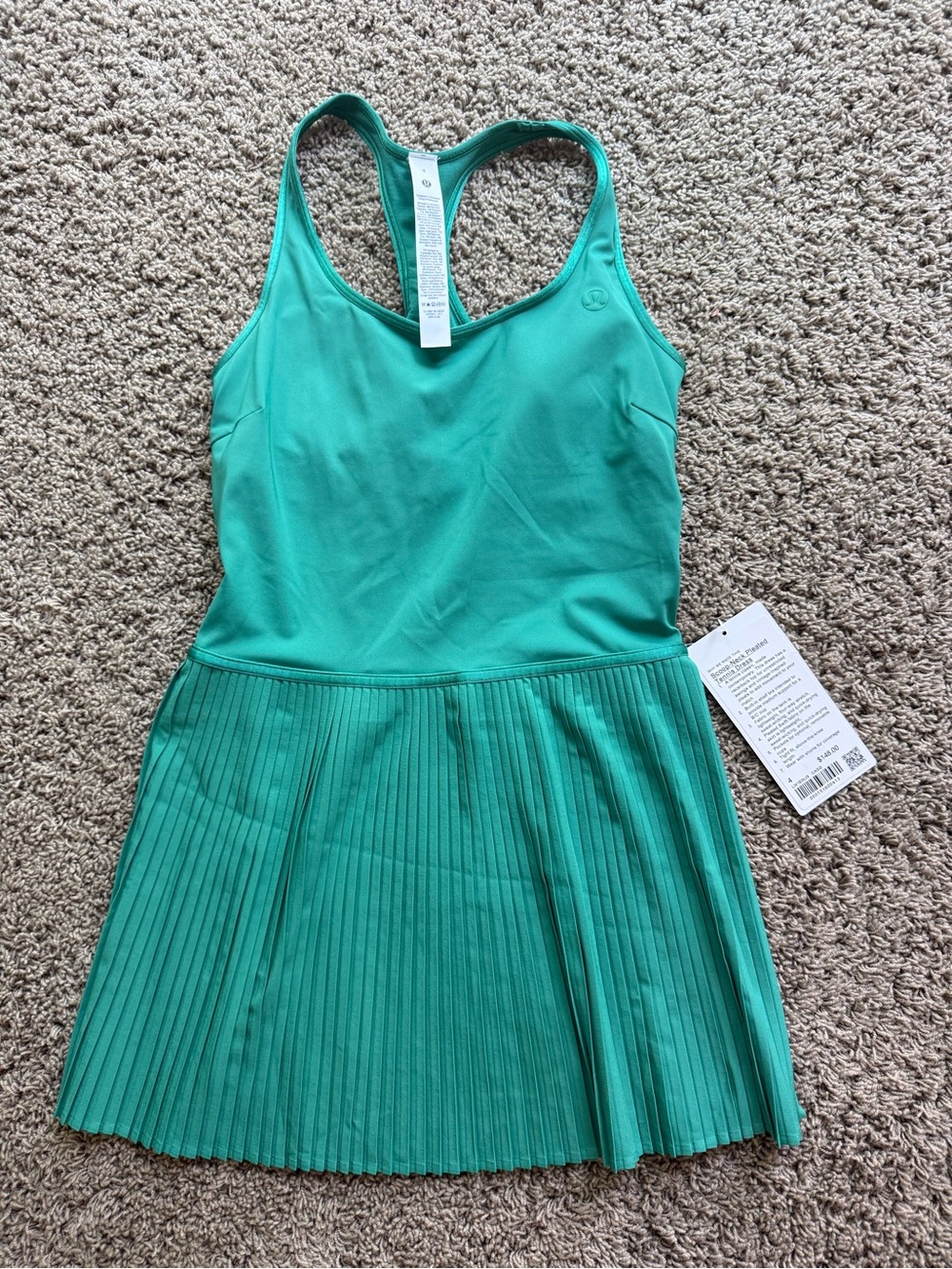Lululemon Cascadia Green Scoop Neck Pleated Tennis Dress - NWT 4